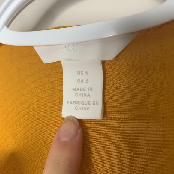 Tie up shirt HM - Picture 3 of 3